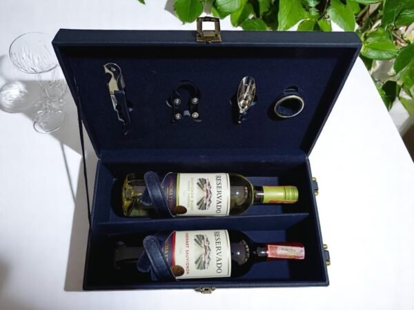 Un Buen Vino Para Oír Sus Valiosas Historias - Imagen 2